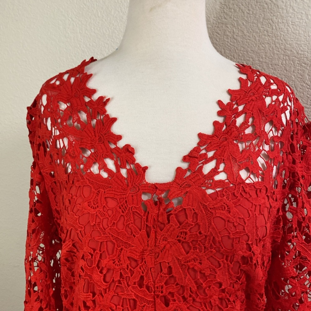 ASTR Red‎ lace Long Sleeve V Neck Lined Back Zip Size XL - Picture 2 of 5